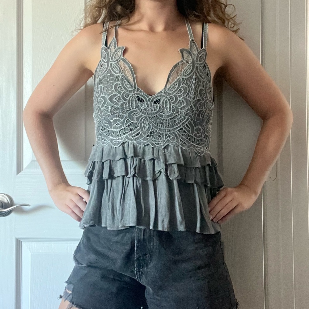 POL Lace Ruffle Tank Top - Picture 8 of 8